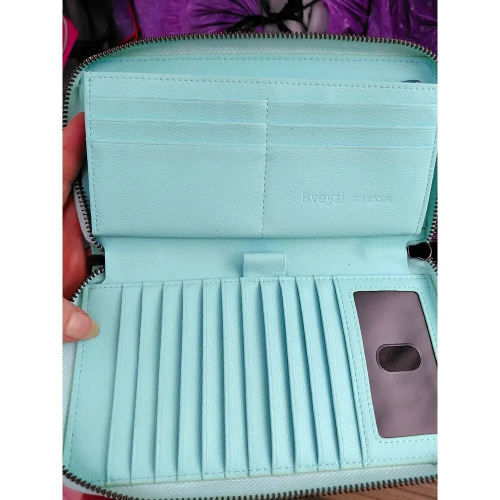 Bveyzi RFID-blocking leather wallet / Phone wristlet
